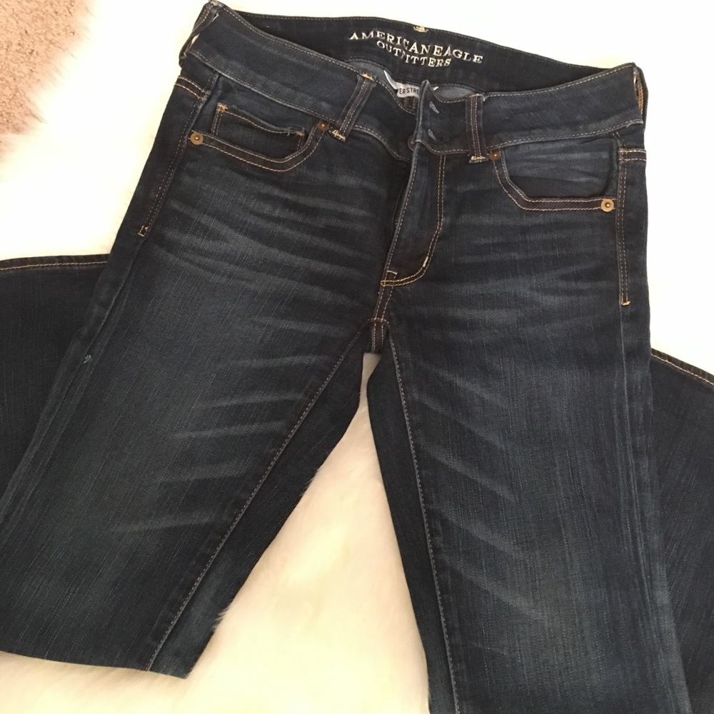 American Eagle Outfitters SuperStretch Artist Crop